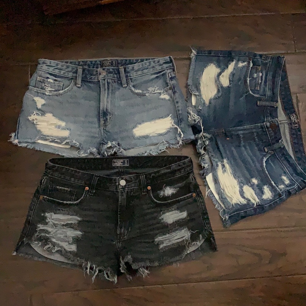 Abercrombie & Fitch Cutoffs lot of 3 size 27/4
